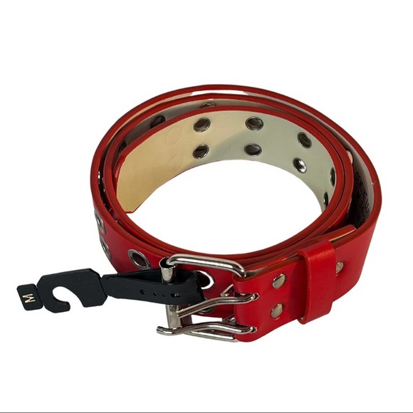 New Unisex Red Genuine Leather Rivets Belt - Picture 3 of 4